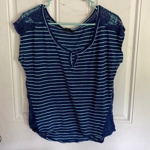 Woman’s blouse size XL American Dream brand